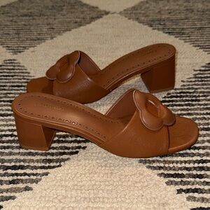 Larroudé Flora Mule Sandal in Caramel Leather